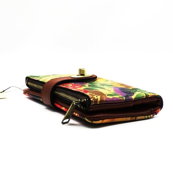 PATRICIA NASH Annesley French Hydrangeas Floral Print Wallet - Picture 5 of 9